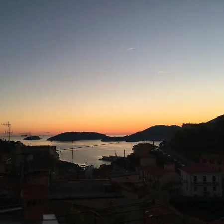 Pitelli, Mare E Collina. Διαμέρισμα